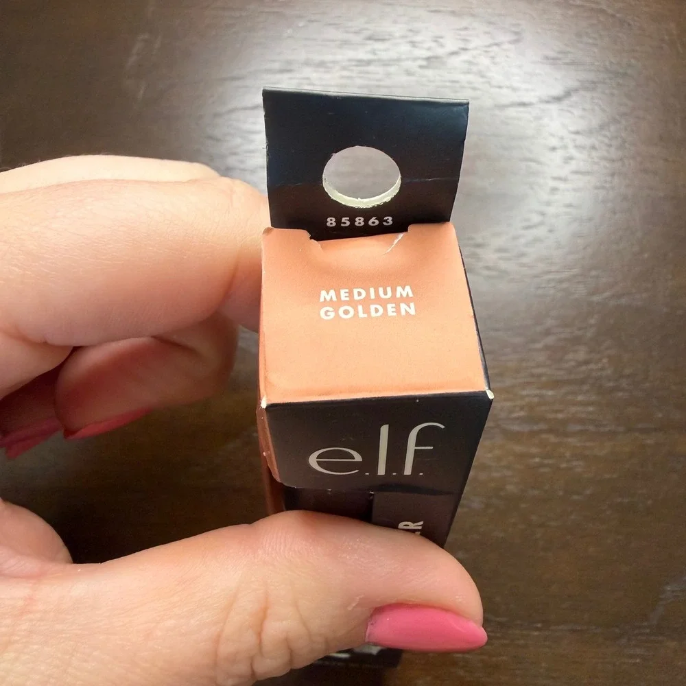 e.l.f. 16HR Camo Concealer Medium Golden